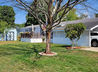 80 Dogwood Ct, Muskegon, MI 49445