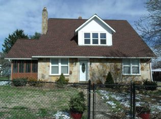 204 2nd Ave, Decherd, TN 37324