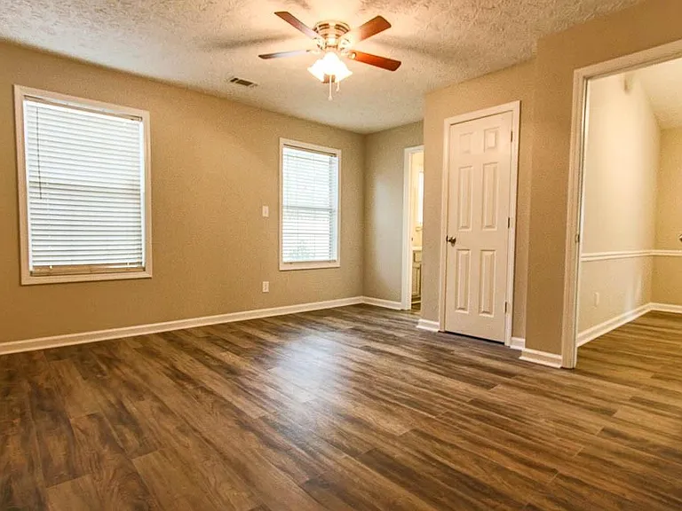 2745 Highland Rdg NW — Photo 7