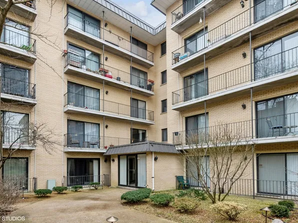 6221 N Niagara Ave APT 206, Chicago, IL 60631