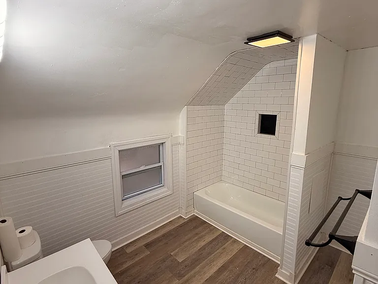 933 Golda Pl — Photo 10