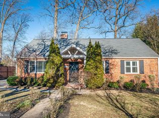 7224 Allan Ave, Falls Church, VA 22046