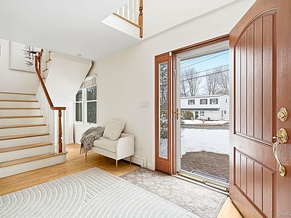 4th image of 39 Lambert Lane