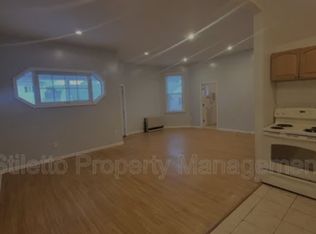 (Undisclosed Address), Pittston, PA 18640