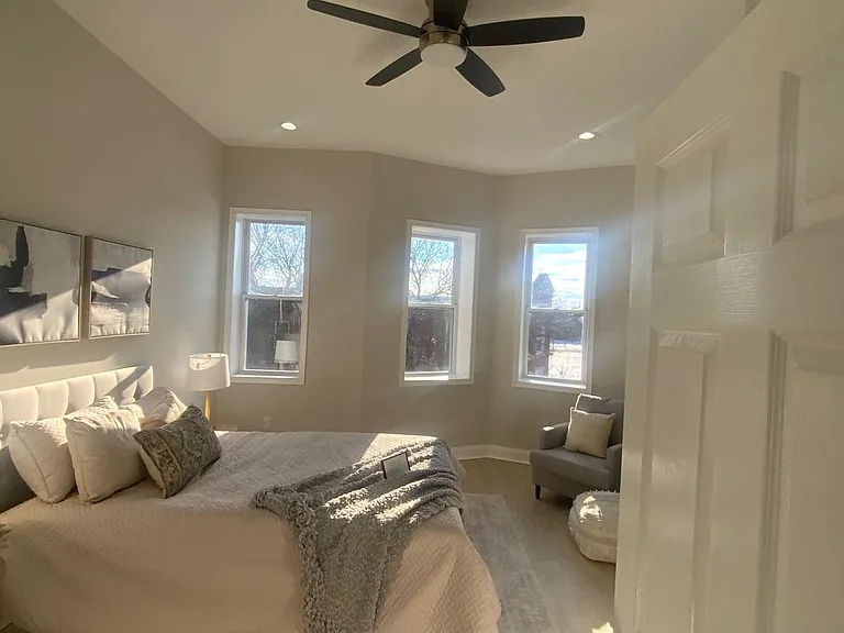 2141 Druid Hill Ave — Photo 45