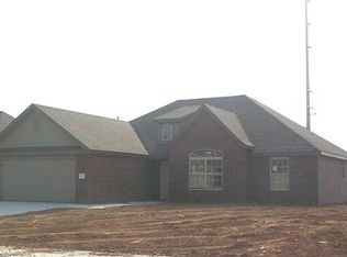 3000 SW Calm Ridge Rd, Bentonville, AR 72712