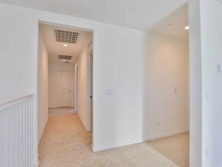 4551 Highland Ave — Photo 24