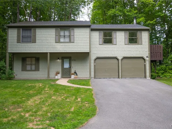 8755 Tallwood Rdg, Baldwinsville, NY 13027