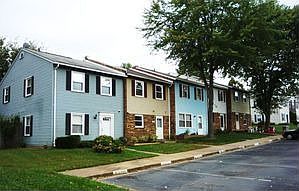 Home for Sale in Woodbridge, Virginia $140,000