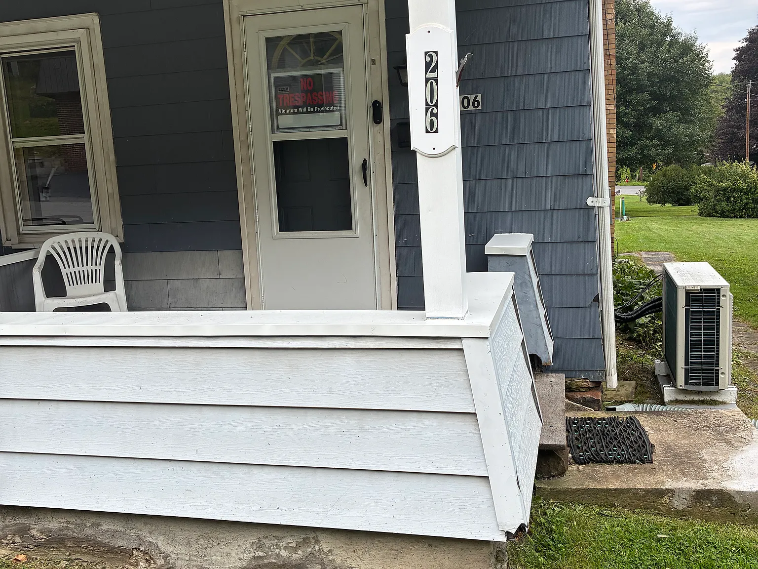 2 bed, 560 sqft, $1,000 — Photo 1