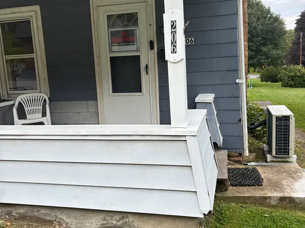 206 Walnut St #2, Philipsburg, PA 16866