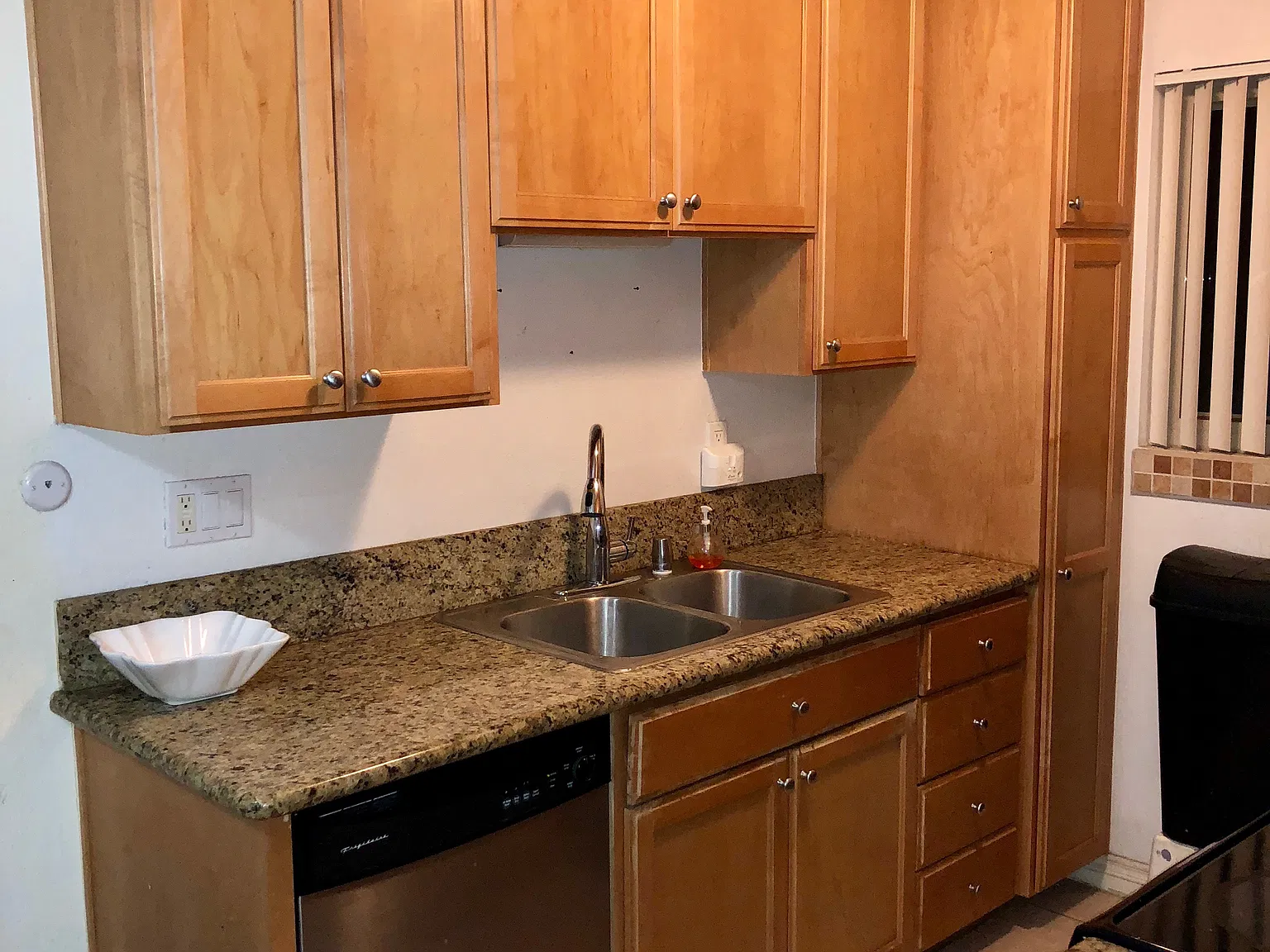 1 bed, 600 sqft, $1,895 — Photo 2