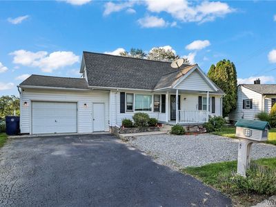 20 Hillcrest Dr, Lockport, NY, 14094