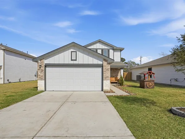 1224 Millpointe Ln, Dayton, TX 77535