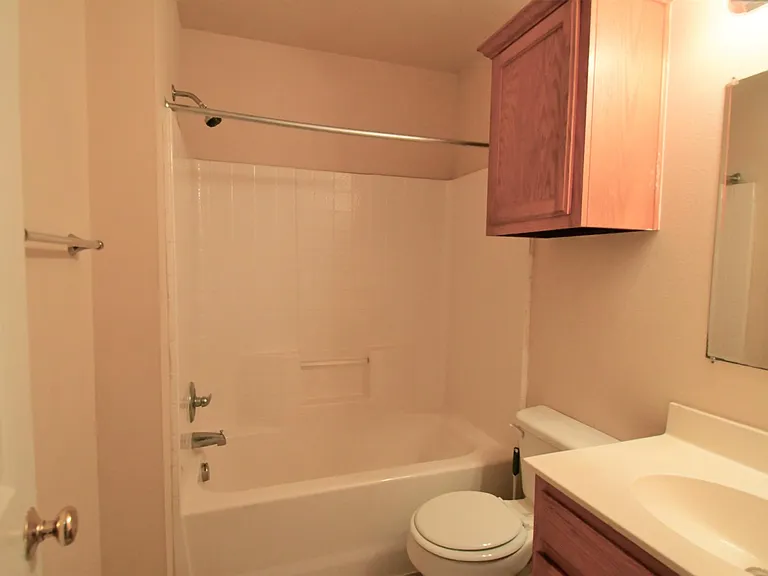1306 Maple St #2002 — Photo 5