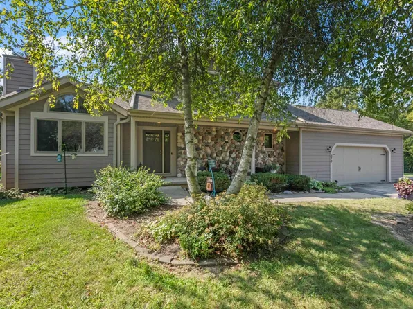 570 Connor COURT, Lake Mills, WI 53551