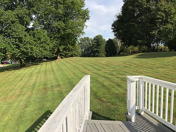 5th image of 5533 Lakeside Dr