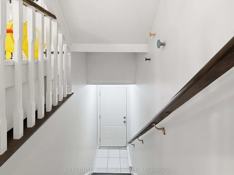 99 Erskine Ave — Photo 27
