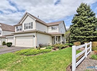 201 Grand Ridge Rd, St Charles, IL 60175