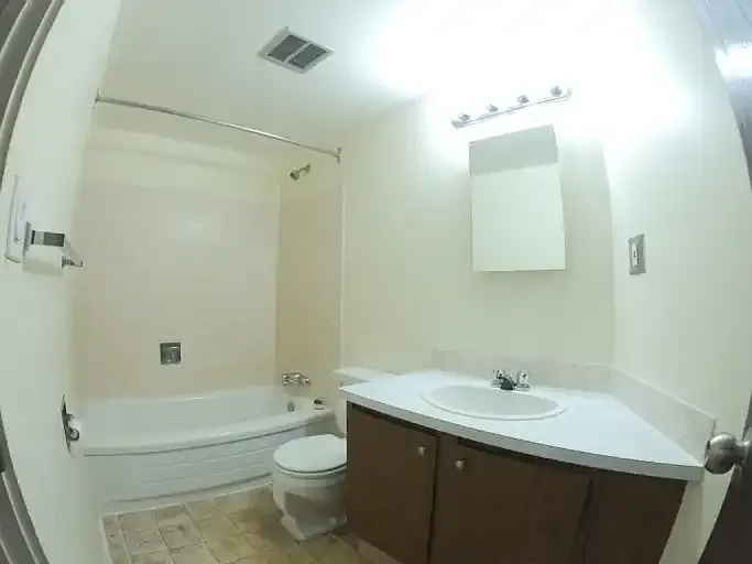 5604 50th Ave #103 — Photo 10