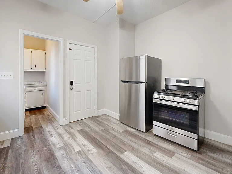 52 Clark Ave #2 — Photo 32