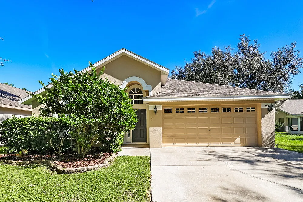 4 bed, 2.0 bath, 1975 sqft, $2,740 — Photo 1