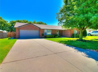 2715 S David Dr, El Reno, OK 73036