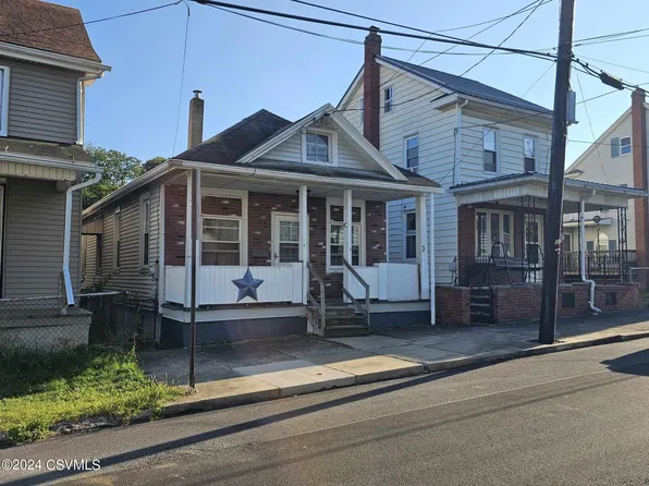 1708 W Wood St, Coal Township, PA 17866