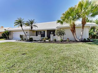 521 Warwick Dr, Venice, FL 34293