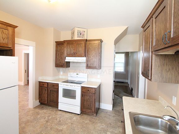 5th image of 4929 Hesper Rd