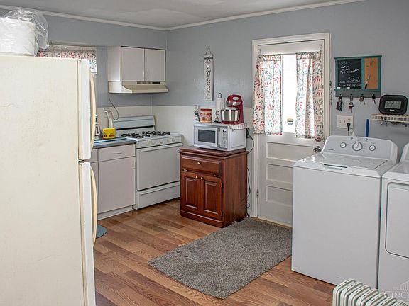 5th image of 182 Rarden Rd