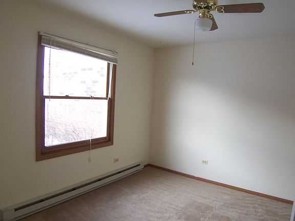 4th image of 1371 Cunat Ct APT 1B