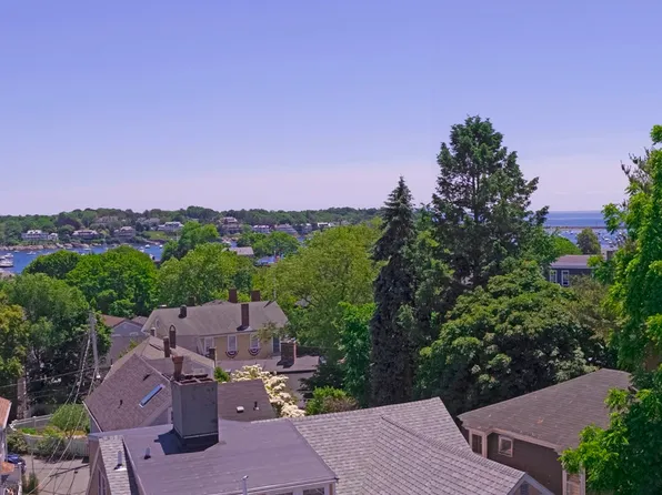 50 Elm St #5, Marblehead, MA 01945