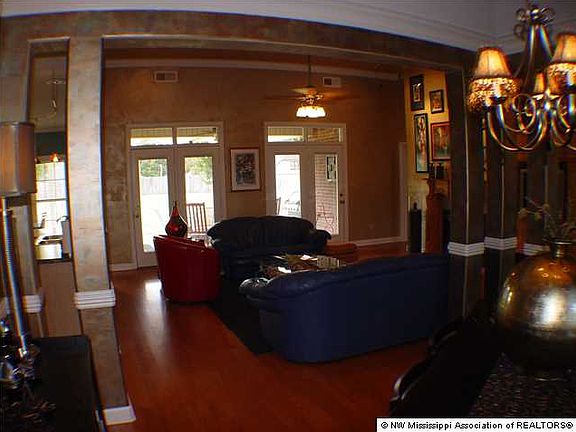 5th image of 4729 Medora Dr