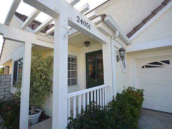 4th image of 24051 Falconer Dr