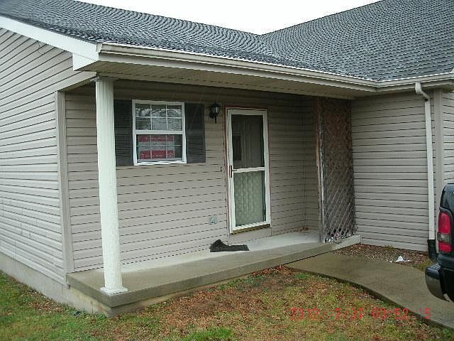 1st image of 848 Kristen Ln