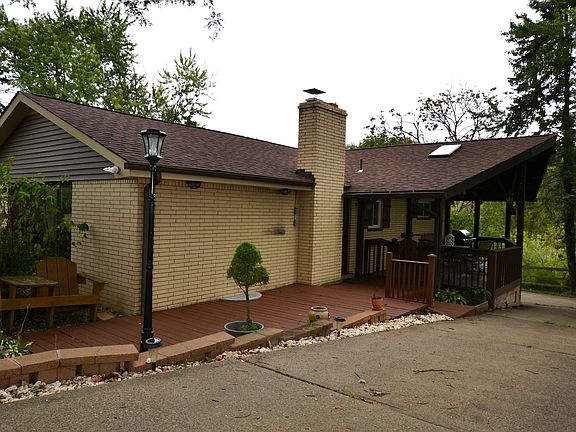 2nd image of 3060 Wildwood Road Ext