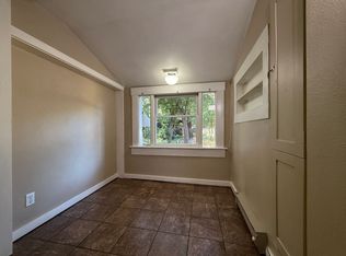 Take A Look At This Charming Apartment In Prineville, Prineville, OR 97754