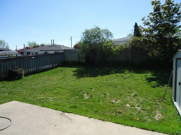 186 Limpert Ave #2 — Photo 11