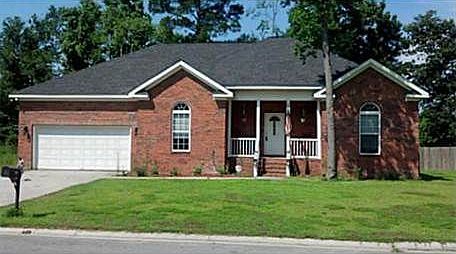 1st image of 113 Live Oak Ln