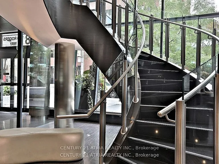 28 Ted Rogers Way #2605 — Photo 21