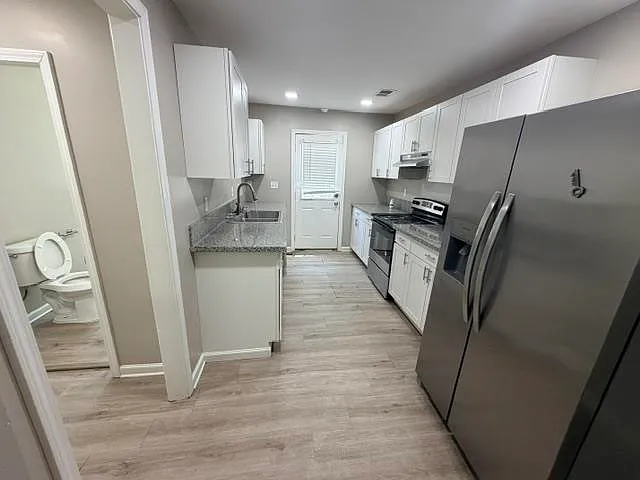 5 bed, 3.0 bath, 1839 sqft, $1,995 — Photo 4