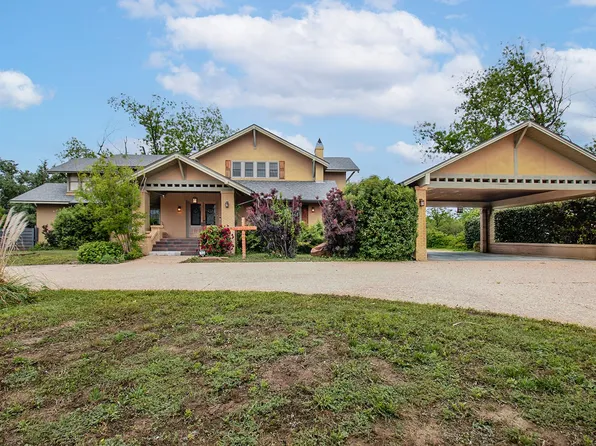 902 Crothers Ave, Brady, TX 76825