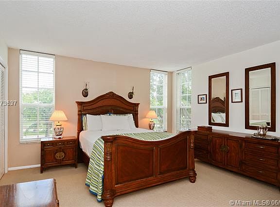 5th image of 605 Oaks Dr APT 310