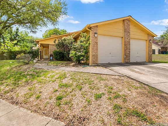 2nd image of 14519 Waddesdon Bluff