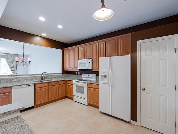 4th image of 7481 Scarlet Ibis Ln