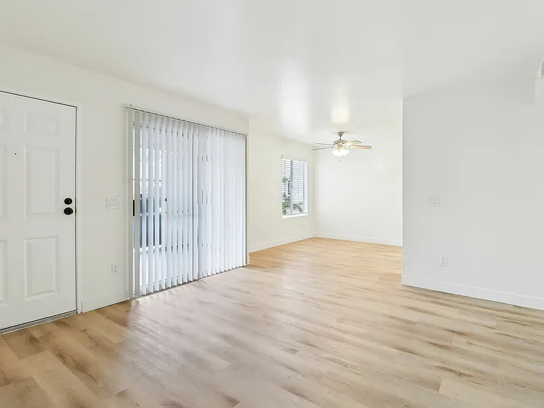 Bella Vista — Photo 11