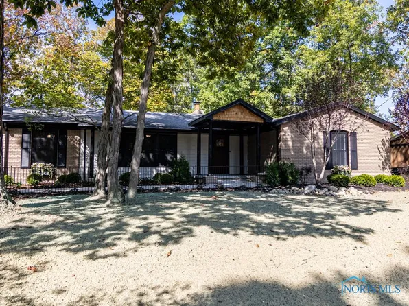 1901 Tanglewood Dr, Defiance, OH 43512