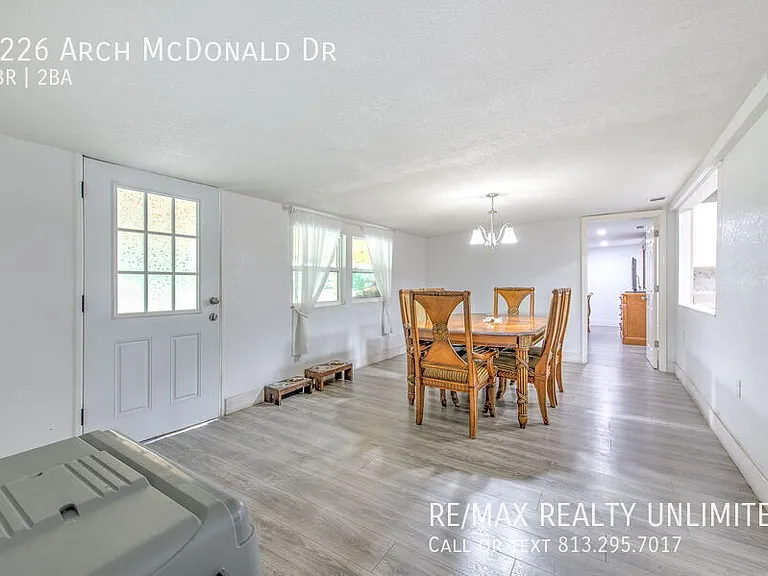 2226 Arch McDonald Dr — Photo 25