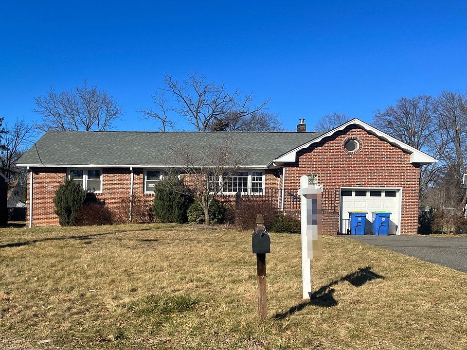 1st image of 18 Lake Ave